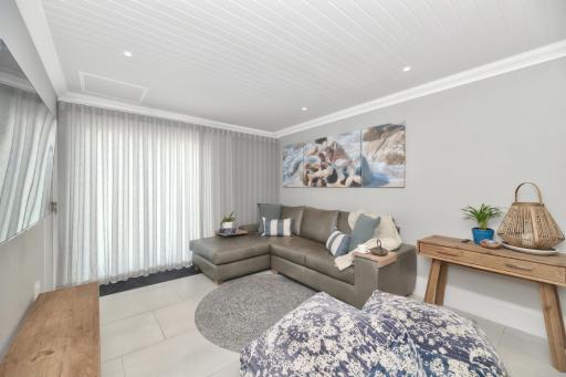 Spring Tide on 28 Main Struisbaai - Housity