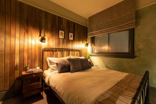 The Wolfpack Inn - Housity