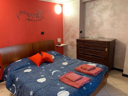 Quiet Holiday - Housity