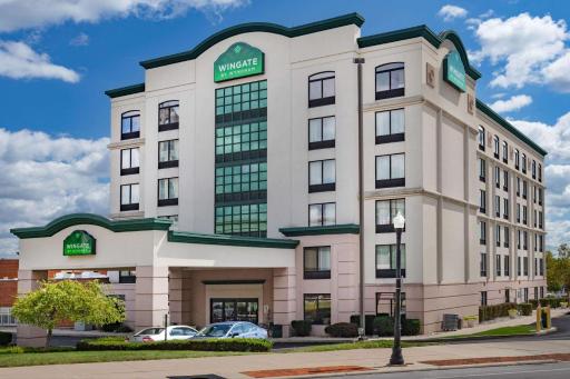 Wingate by Wyndham Lima - Housity
