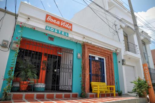Bona Vida Apartments - Housity