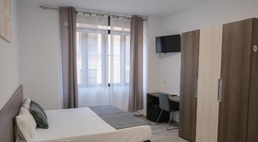 Hostal Tartessos - Housity