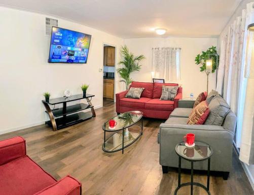 *King bed/3bds house Near Naval Base & 6Flags* - Housity