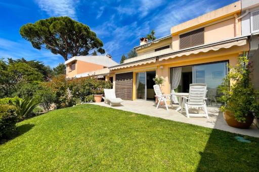 Beautiful Villa 8 guests - Pool Access in Mandelieu - Housity