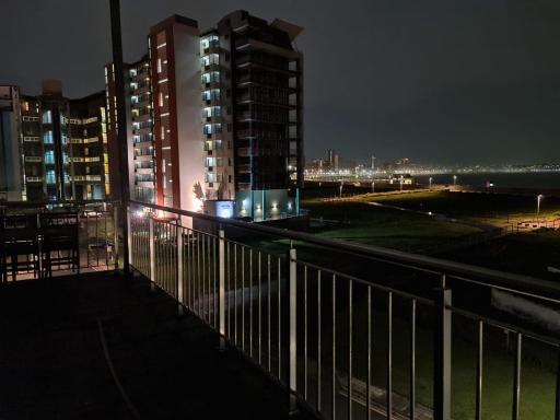 Point Bastille Penthouse - Housity