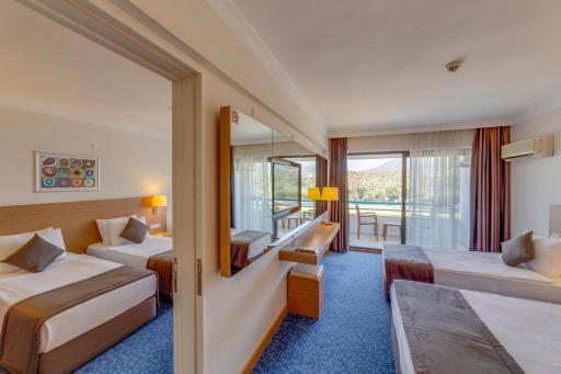 Hotel Grand Efe - Housity