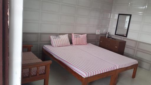 J.B guest house - Housity