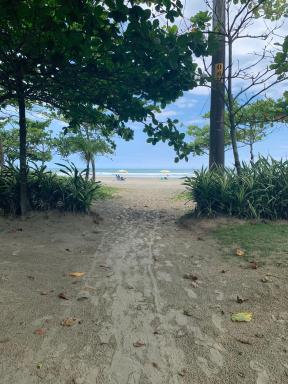 Condomínio Maitinga. (Pé na areia) - Housity