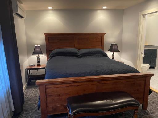 Village Inn Saugerties - Housity
