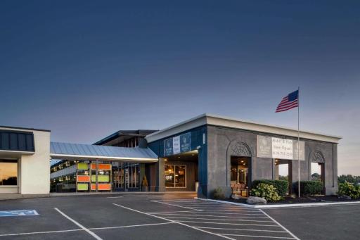 Hillside Crossing Nashville a Ramada by Wyndham - Housity