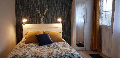Agréable petite maison proche Joigny - Housity