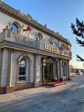 Hotel Astam - Housity