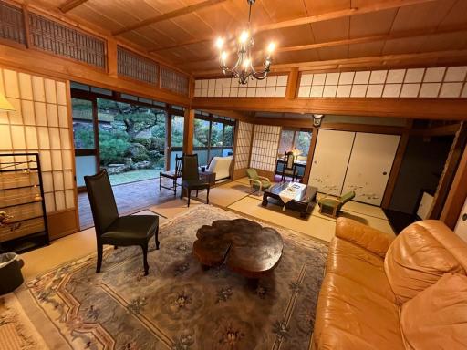 1st floor 6 tatami floor × 2 + wide edge - Housity