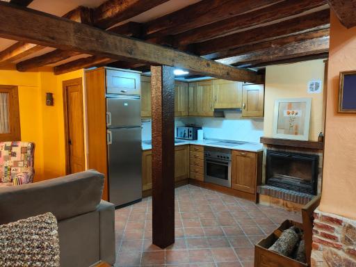 casa vieja tabanera a 8 min de segoia - Housity