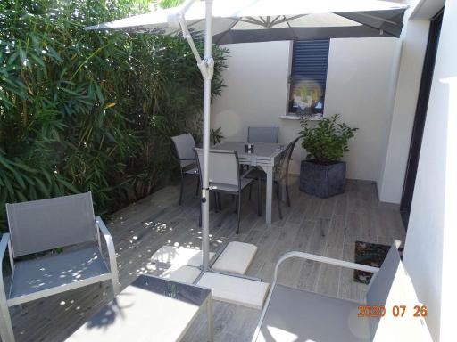 Proche Pézénas, très bel appartement, commerces - Housity