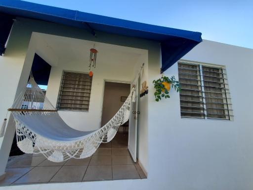 Aguadilla Waves Apt Free Parking & Wifi 8 minute walk from Crashboat beach - Hizvo