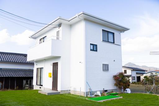 Awaji Garden House in Shinmura - Housity