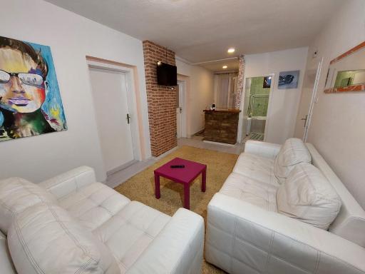 Apartments Bobito - Housity