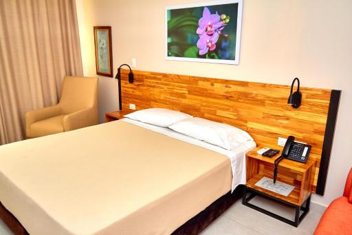 Hotel Torre del Prado - Housity