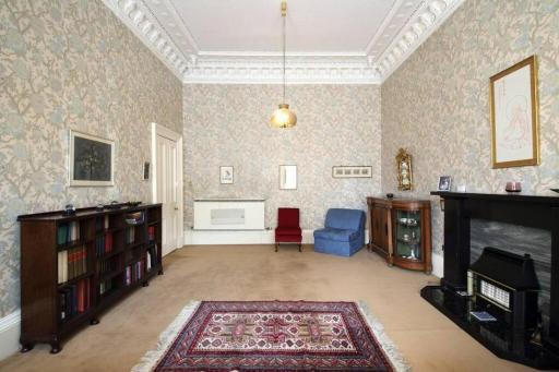 Quirky, West End, Edinburgh House - Housity
