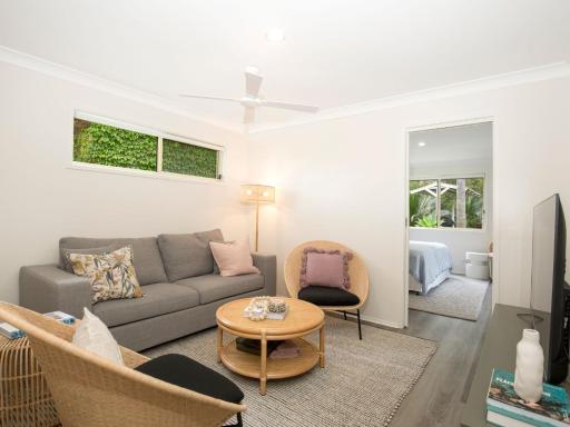 Hanalei I Pet Friendly I Directly Opposite Waterfront - Housity