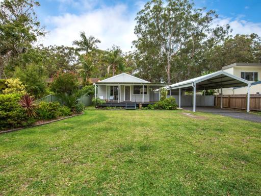 Hanalei I Pet Friendly I Directly Opposite Waterfront - Housity