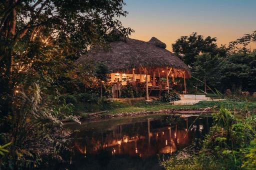 El Valle Lodge - Housity