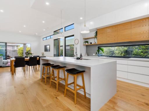 LAGUNA VILLA Mornington - Housity