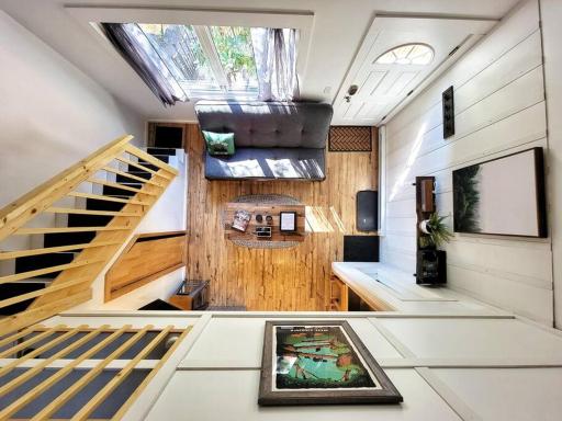 The Davis Loft - Housity