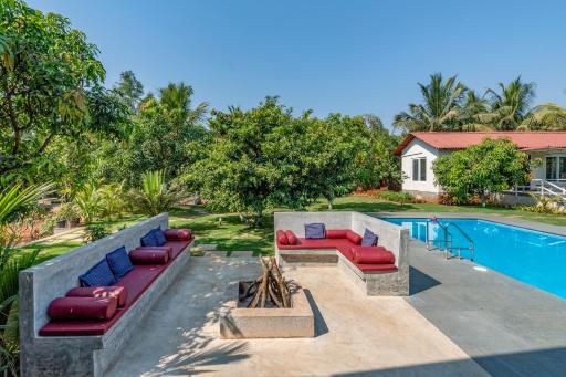 SaffronStays Casa Manga, Karjat - pet-friendly pool villa near ND's Film World and Saltt - Housity