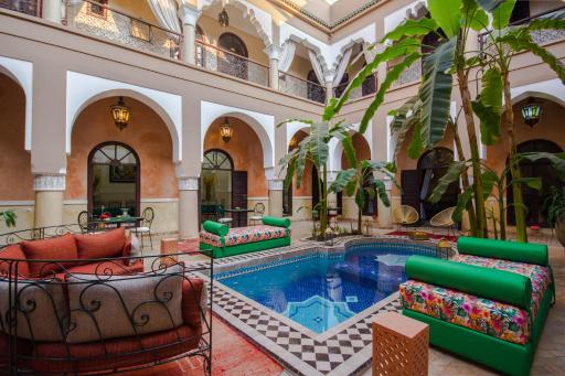 Riad Nabila - Housity