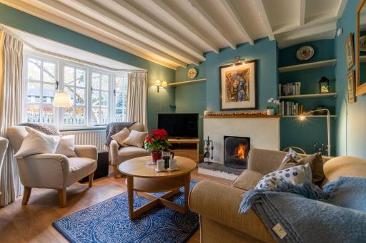 2 Manor Lodge Cottages - Housity