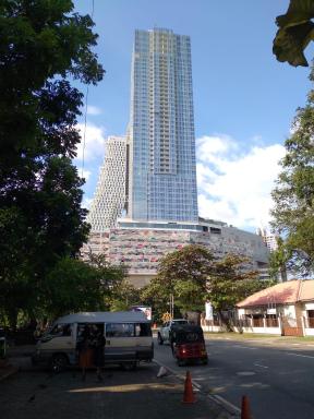 Super Luxury 2 BR Apartment in Five Star Colombo City Centre - Housity
