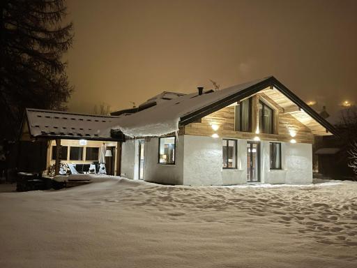 Chalet magnifique a Valloire avec vue sur montagne - Housity