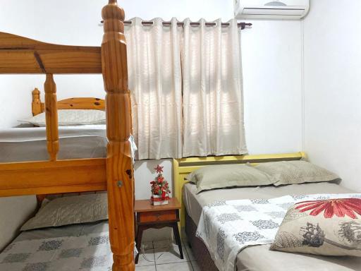 Apto Duplex Frente pro Mar, Cachoeira do Bom Jesus - Housity