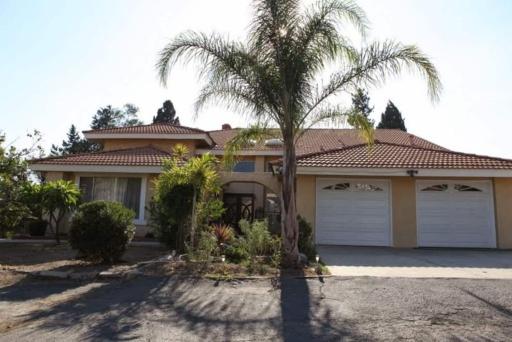 Estate home with huge pool(new listing) - Housity