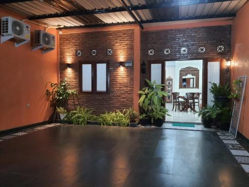 ARGOSARI HOMESTAY SALATIGA - Housity