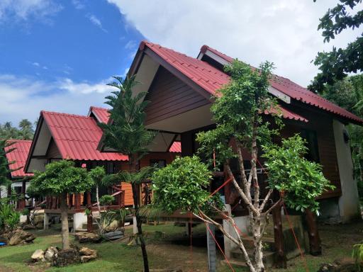 Lanta Fa Rung Beach Resort - Housity