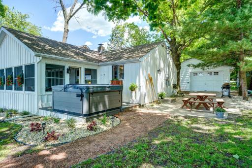 White Pine Villa - Housity