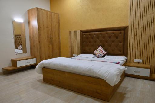 Ideal Home stay - Housity