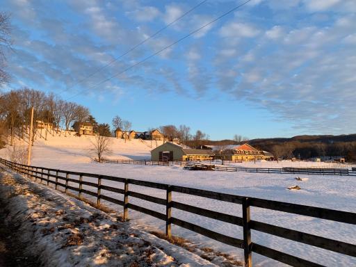 Riverview Ranch and Resort - Housity