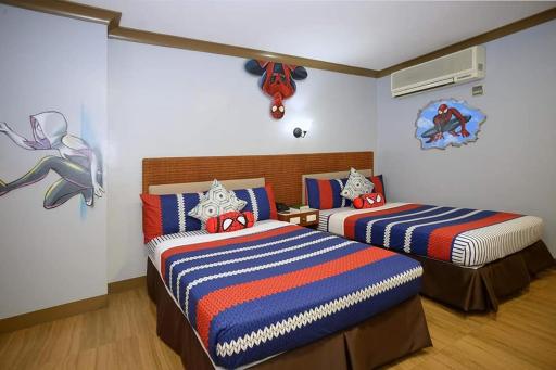 The Golden Pine Hotel - Hizvo