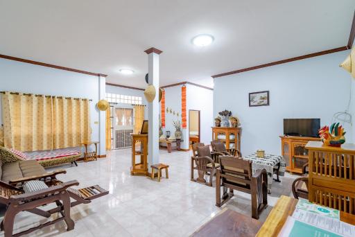 Bangsaphan Paradise Green House - Housity