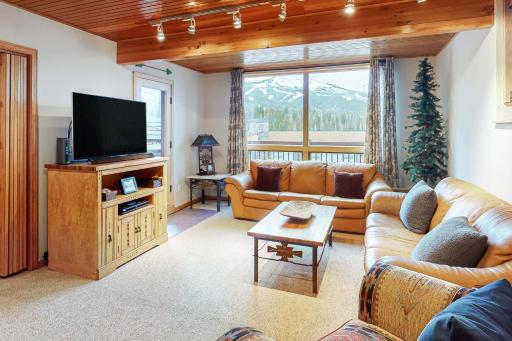 Apres Chalet - Housity