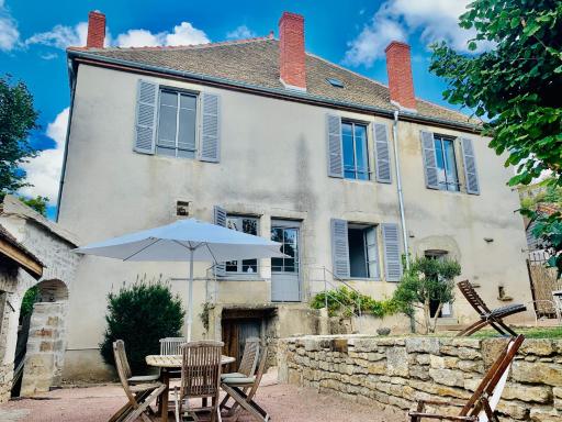 La Villa Maranges - Maison de Rêve - Housity