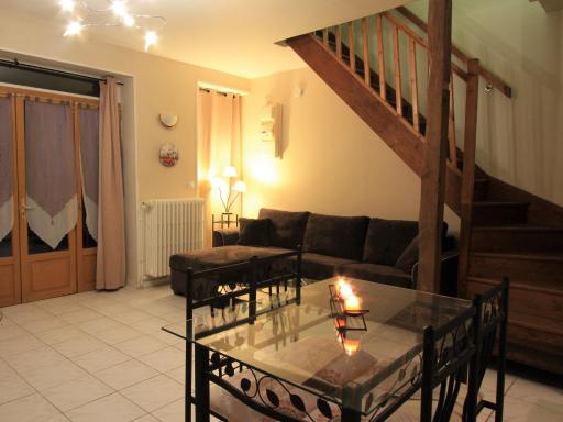 Duplex Confortable avec Équipements Modernes à 20min de Montargis et Pithiviers - FR-1-590-175 - Housity