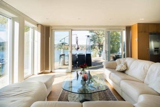 Exclusive House in Steninge Marina , Märsta - Housity