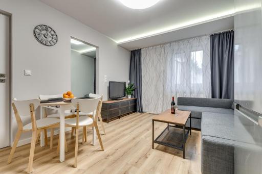 Central Platinum Apartments 16 - Housity