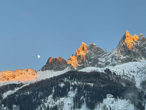 L'aiguille de L'M - Housity