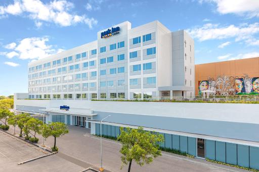 Park Inn By Radisson Bacolod - Housity